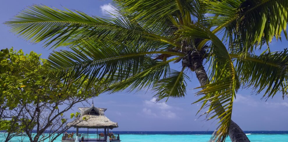 luxury-vacation-in-the-maldives