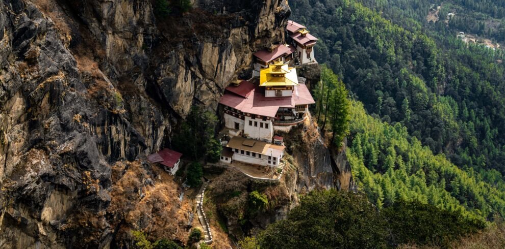tiger-s-nest-monastery-on-a-cliffside-in-bhutan