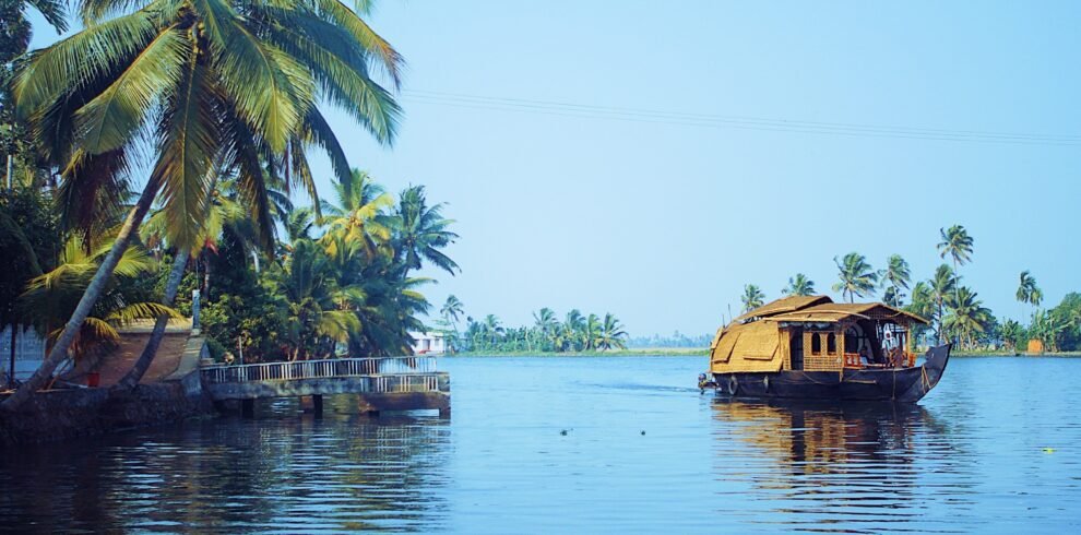 traveling-backwaters-in-kerala-india-2024-12-06-15-02-17-utc-min