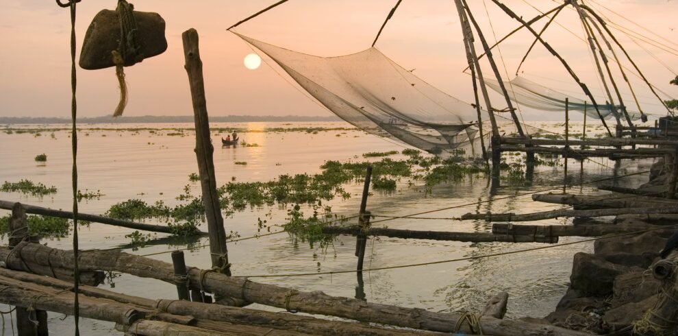 chinese-fishing-nets-kerala-india-2025-03-18-14-44-47-utc-min