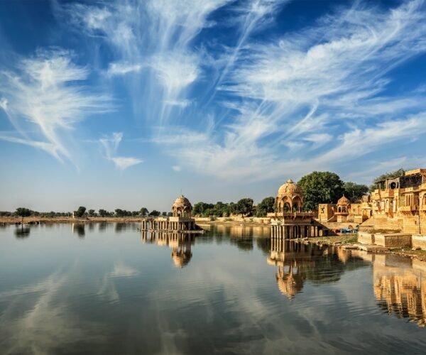 Rajasthan Luxe Journey – Jaipur, Udaipur & Jaisalmer